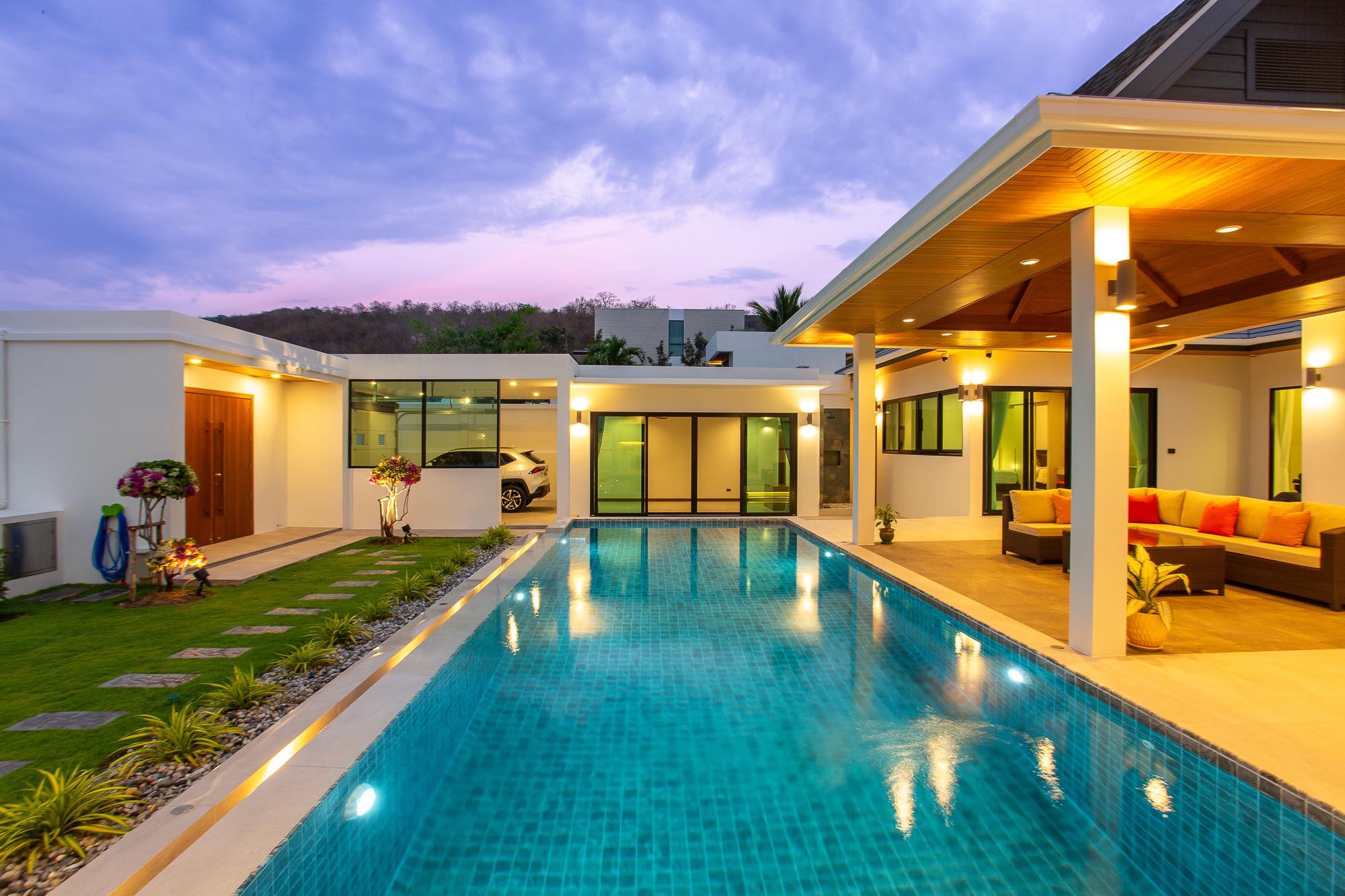 3 Bedroom Luxury Pool Villa with 270° Panoramic Mountain Views – HHU-19