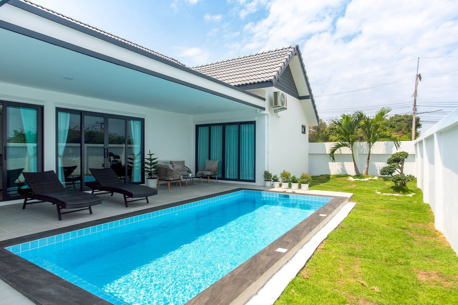 3 Bedroom 3 Bathroom Luxury Pool Villa Hua hin 102- HHU-7