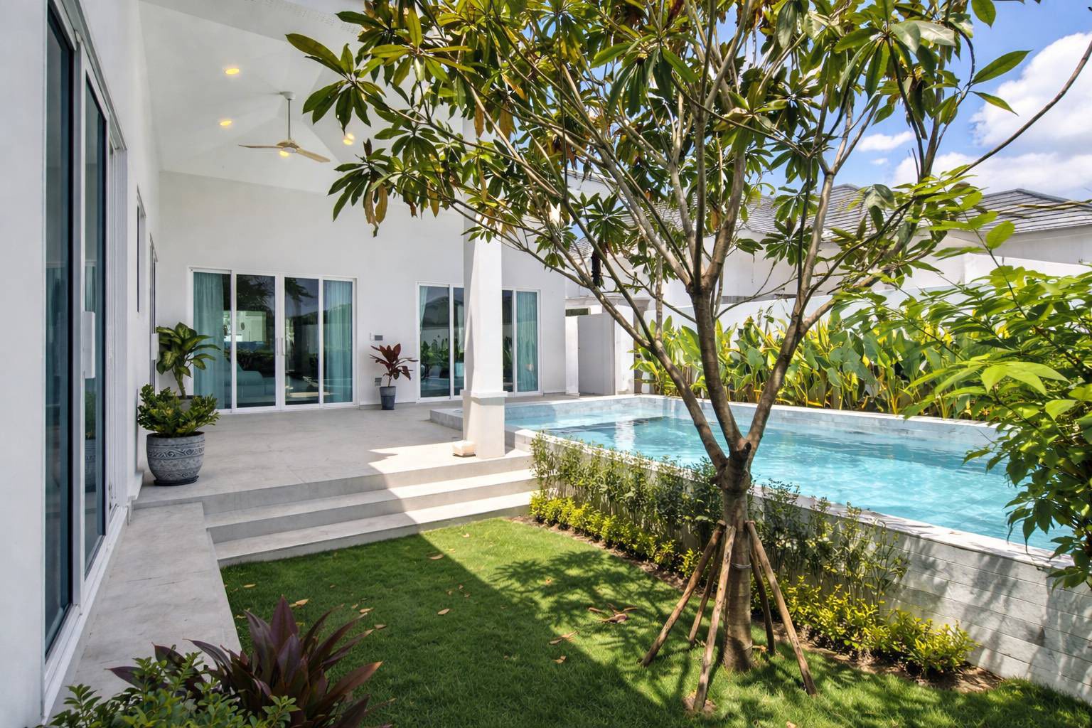 3 Bedroom 2 Bathroom Your Dream Modern Home Hua Hin soi 88 – HHU-10