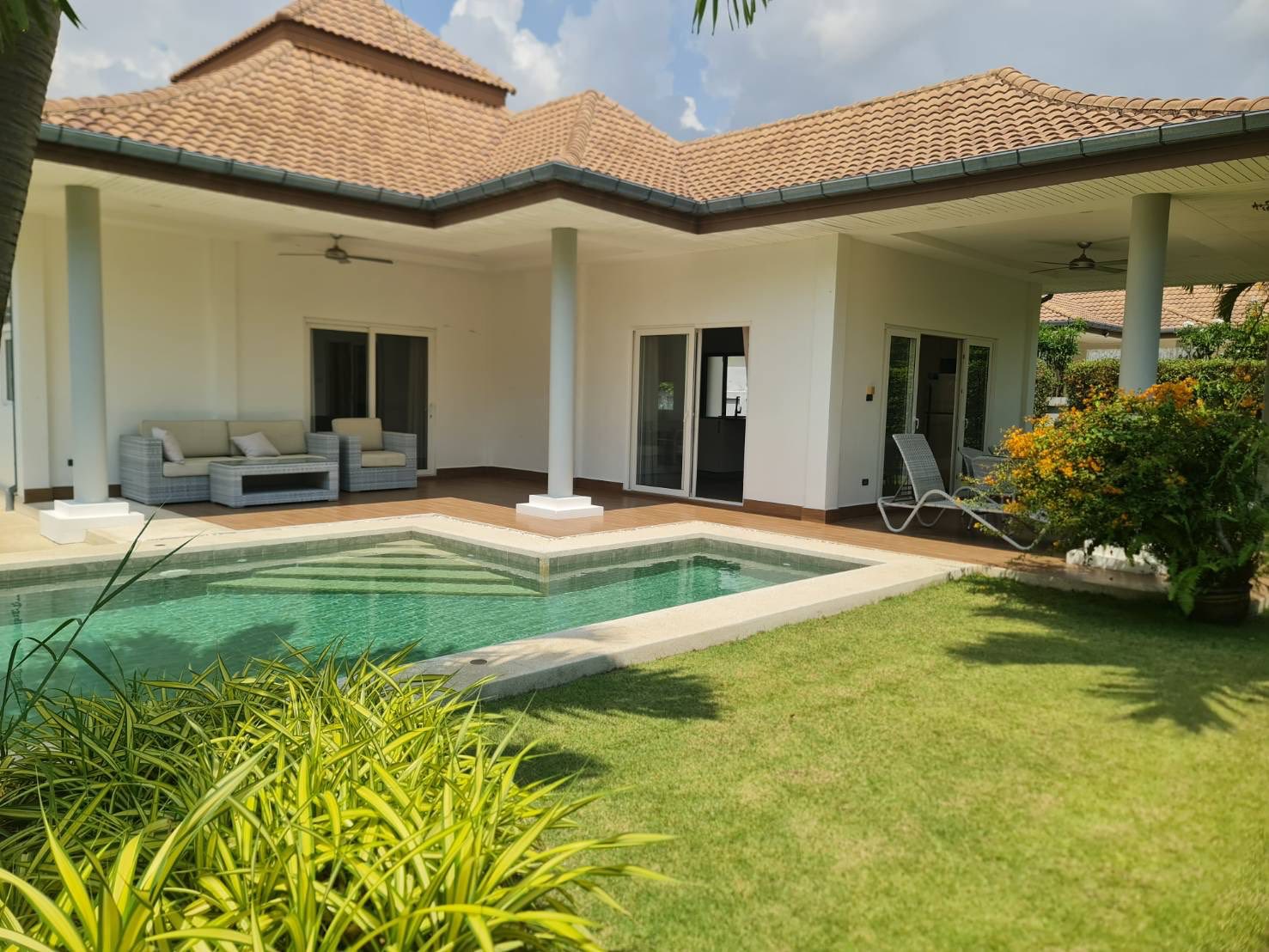 3 Bedroom Well maintained pool villas located in Huahin Soi 102 – HHU-3